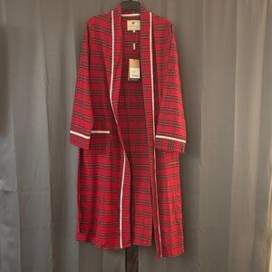 Lee Valley Ireland Red Plaid Flannel Women's Robe